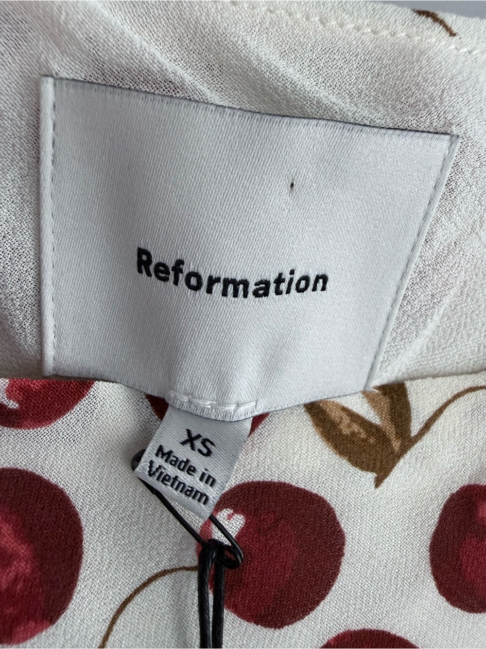 NWT Reformation Dale Dress XS Cheesecake Cherry Print Mini Cottagecore Coquette - Picture 10 of 16